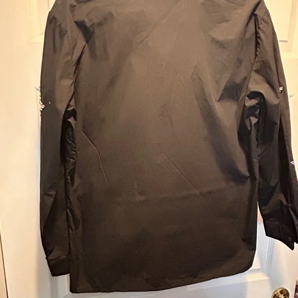 Black Star Cutouts Embellished Button-Up Shirt - Picture 5 of 7